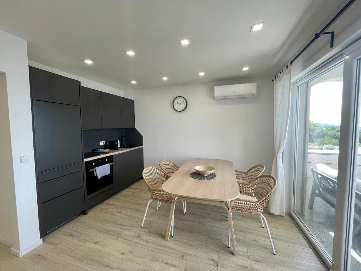 Lambda Holiday Apartments Йесенице Екстериор снимка